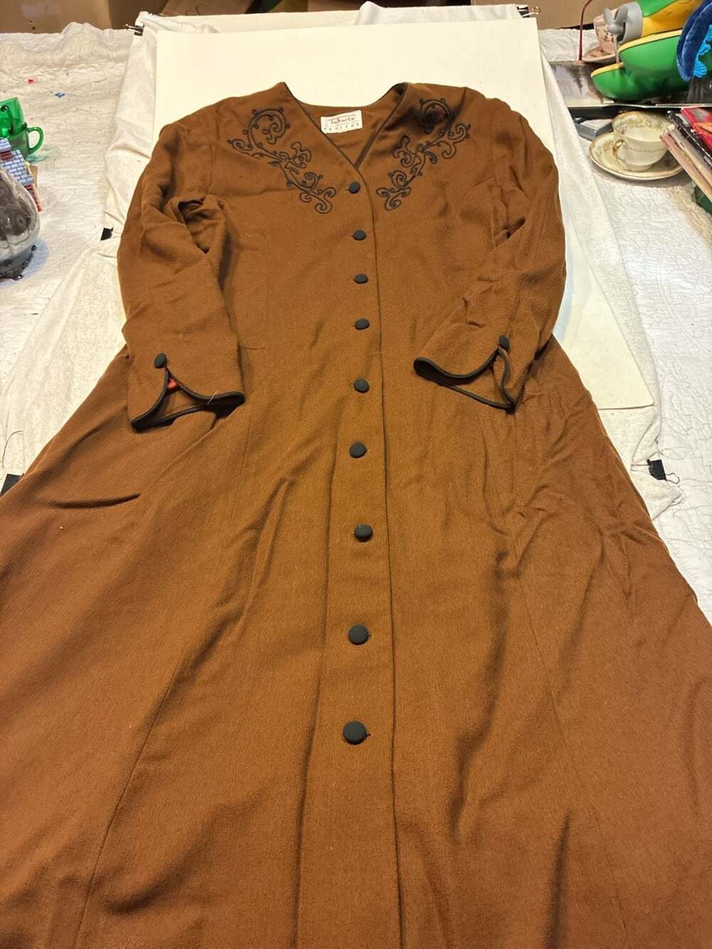 Talbots Petites Vintage Brown Embroidered Button Front Coat Dress Midi